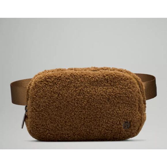 Lululemon Handbags - Everywhere Belt Bag Fleece
